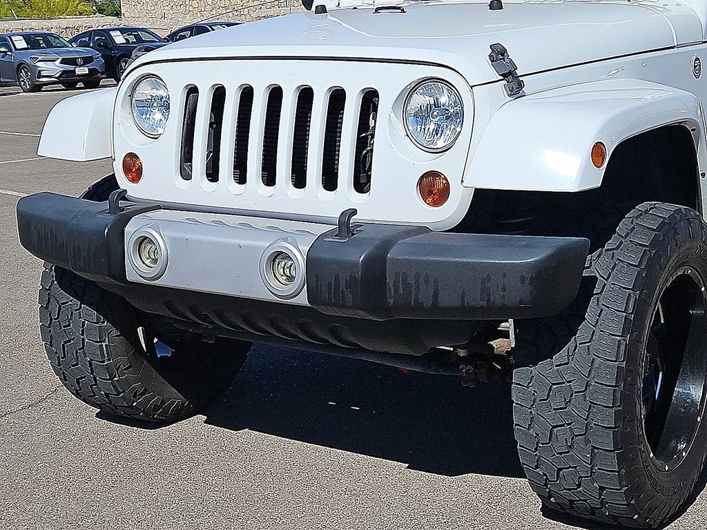 2013 Jeep Wrangler Unlimited Sahara Hardtop Lifted 4x4