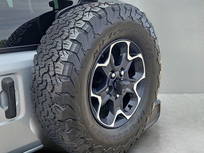 2023 Jeep Wrangler Rubicon 4xe w/Power Top