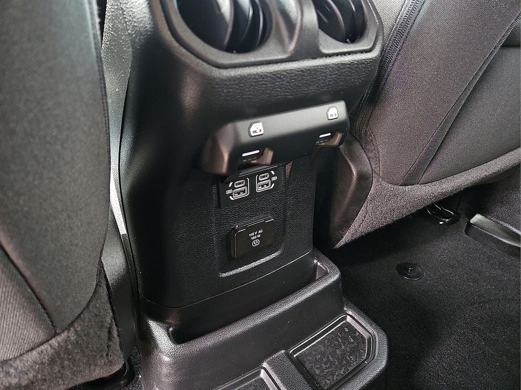 2023 Jeep Wrangler Rubicon 4xe w/Power Top