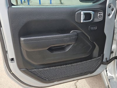 2023 Jeep Wrangler Rubicon 4xe w/Power Top