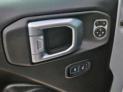 2023 Jeep Wrangler Rubicon 4xe w/Power Top