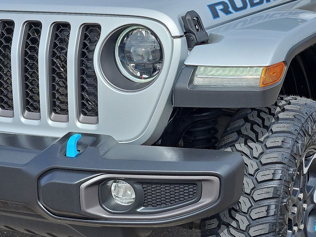 2023 Jeep Wrangler Rubicon 4xe w/Power Top