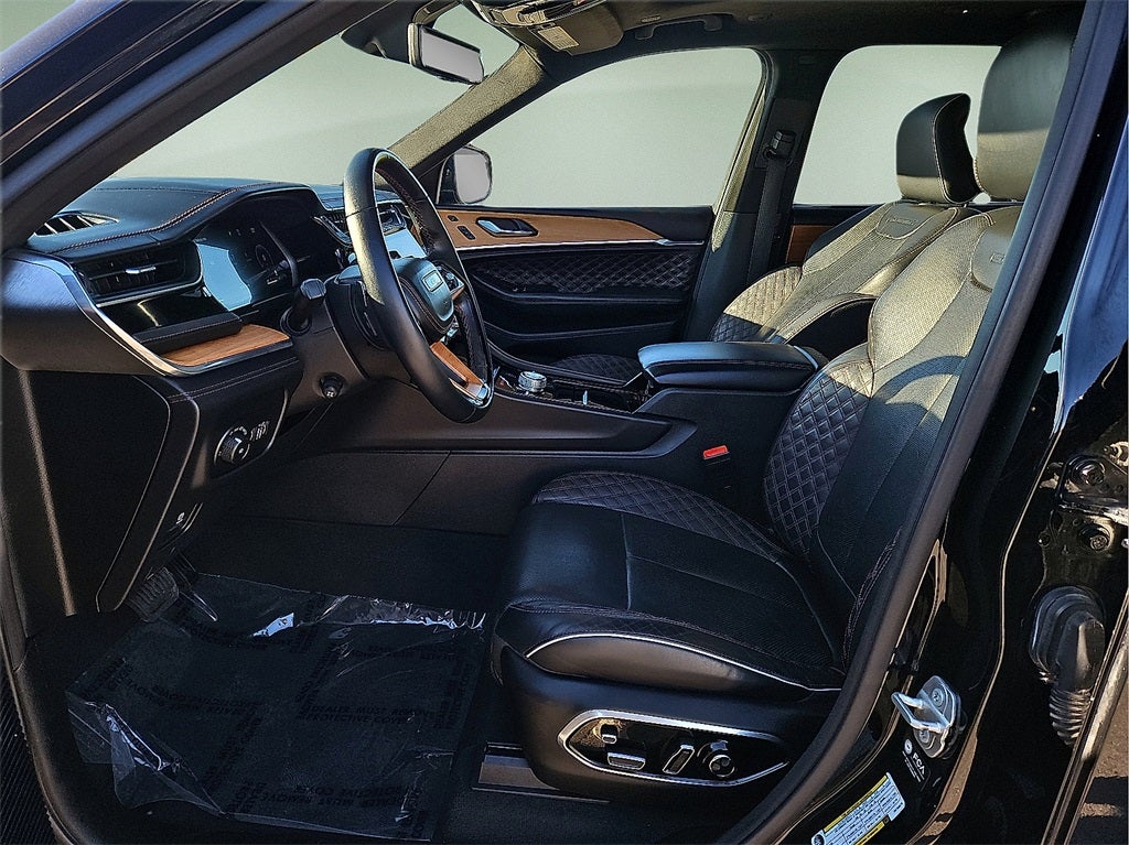 2023 Jeep Grand Cherokee L Summit