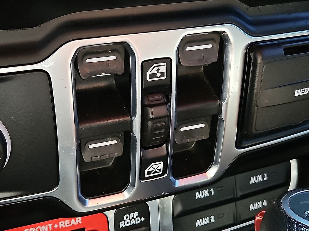 2021 Jeep Gladiator Customized Rubicon 4WD