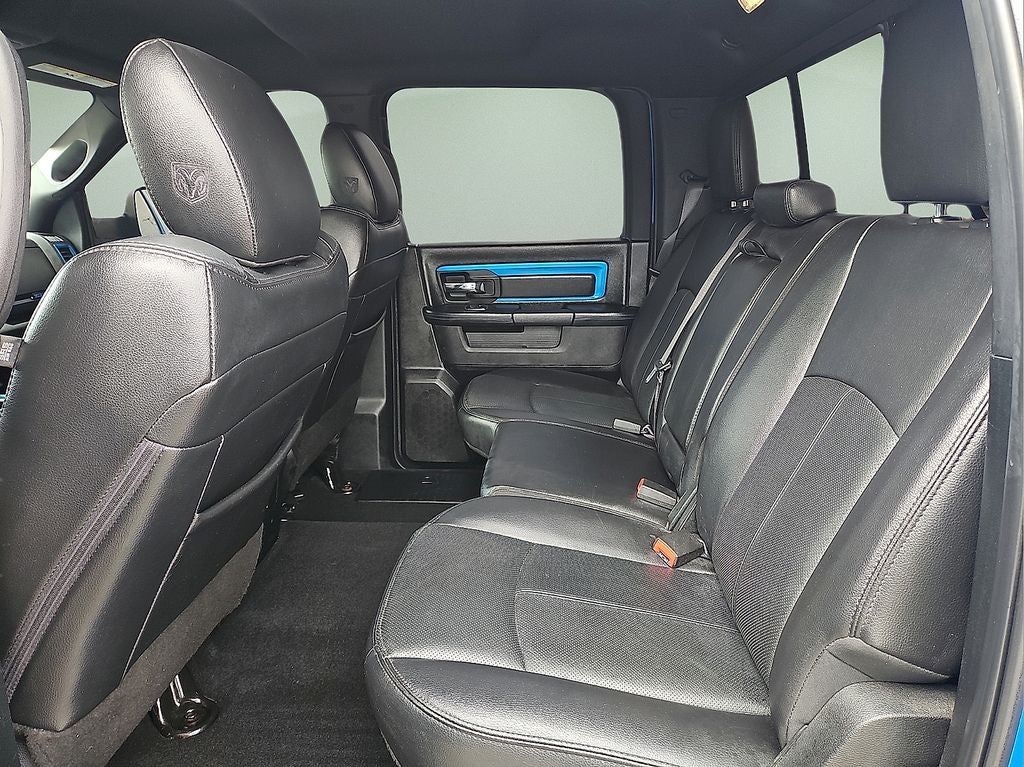2018 RAM 1500 Sport Crew Cab 4WD w/Leather & NAV