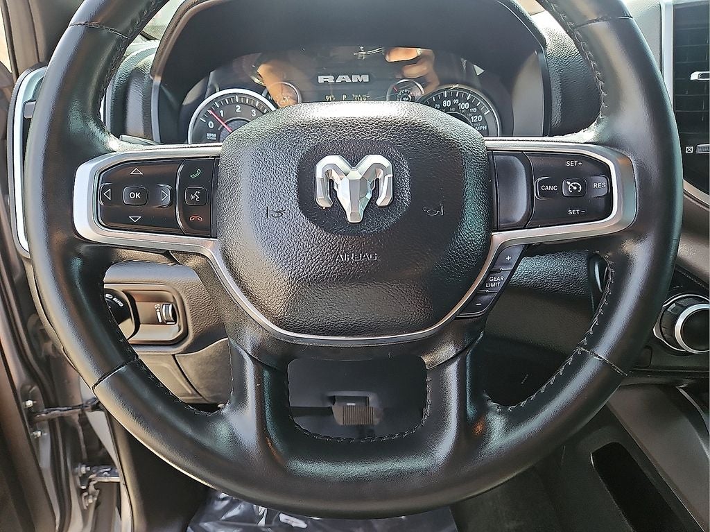 2024 RAM 1500 Big Horn Crew Cab 4WD 5.7L Hemi Hybrid