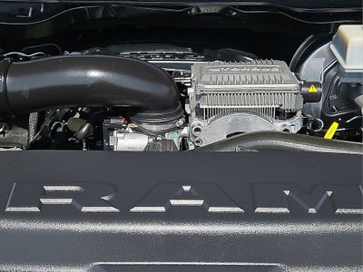 2024 RAM 1500 Big Horn Crew Cab 4WD 5.7L Hemi Hybrid