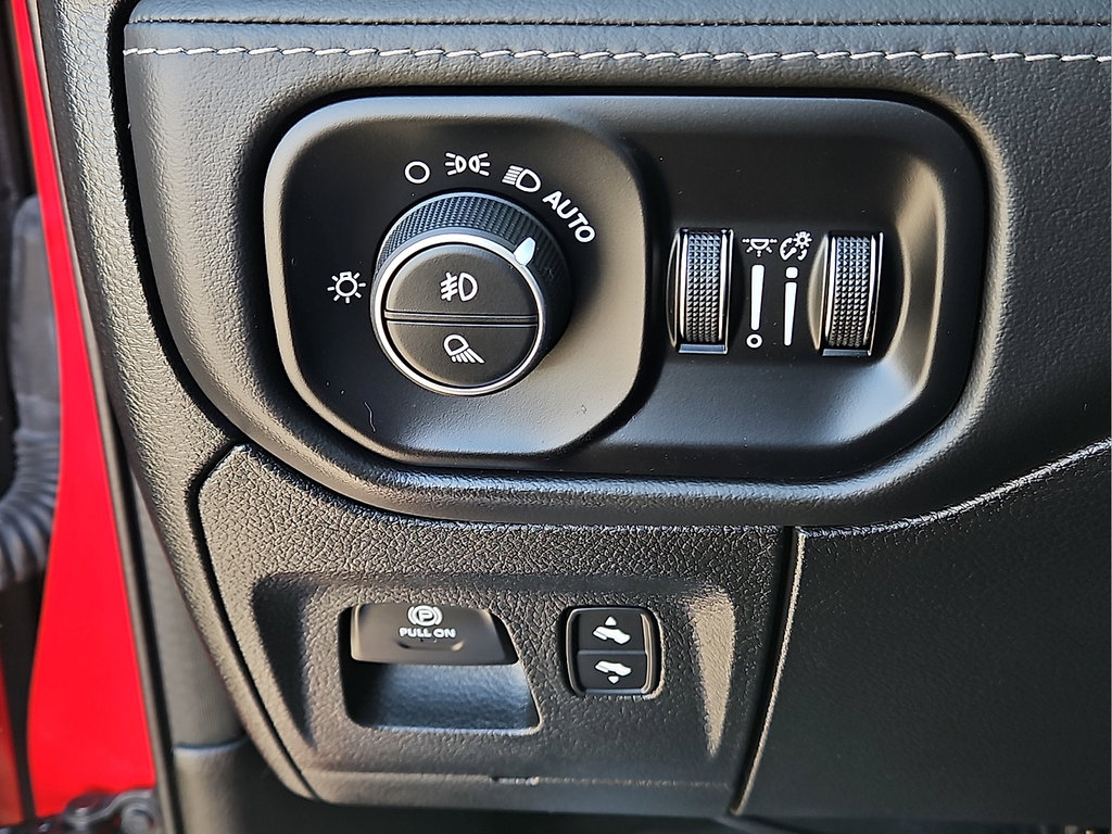2024 RAM 1500 Crew TRX 4WD with 702 HP Hellcat motor