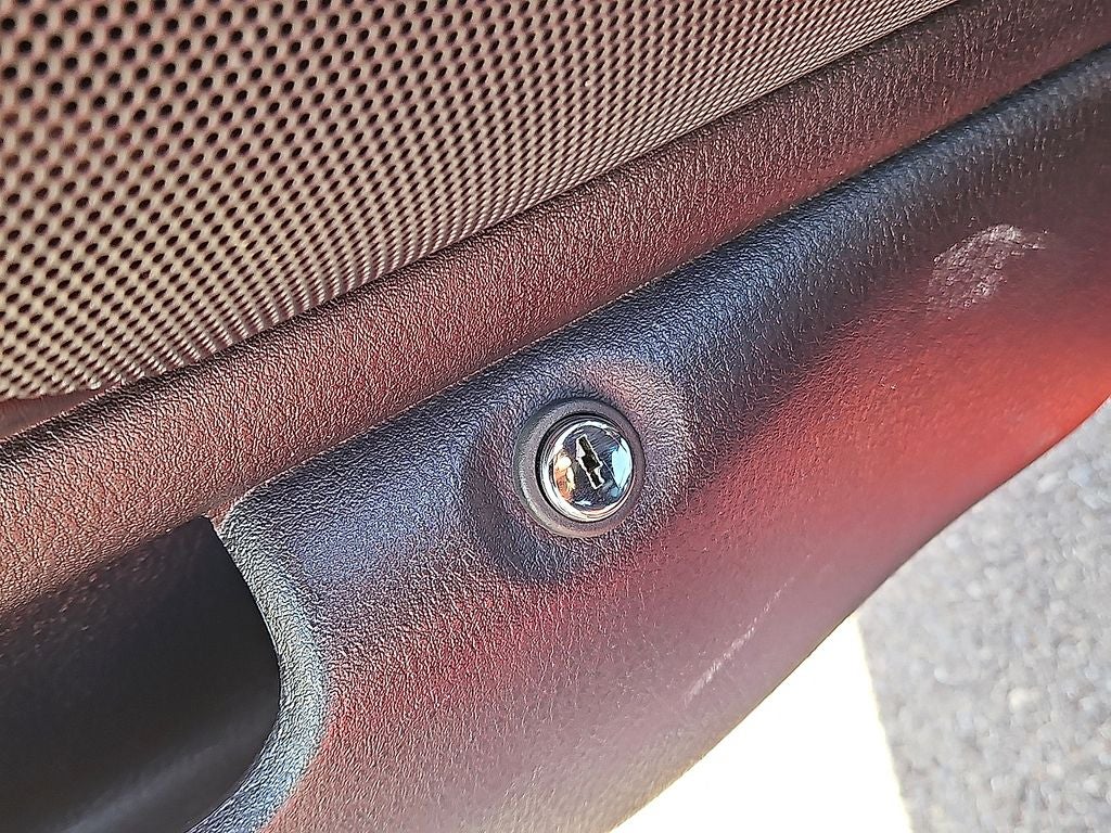 2003 Ford Thunderbird Base