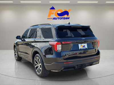 2025 Ford Explorer ST-Line 4WD