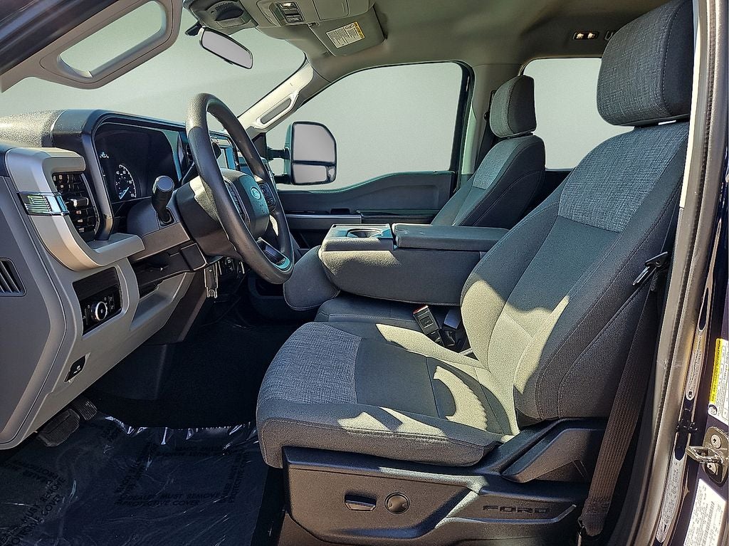 2025 Ford F-250SD XLT Crew Cab 4WD Powerstroke