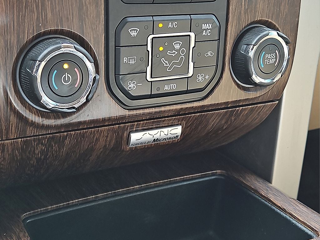 2013 Ford F-150 Lariat SuperCrew 4WD