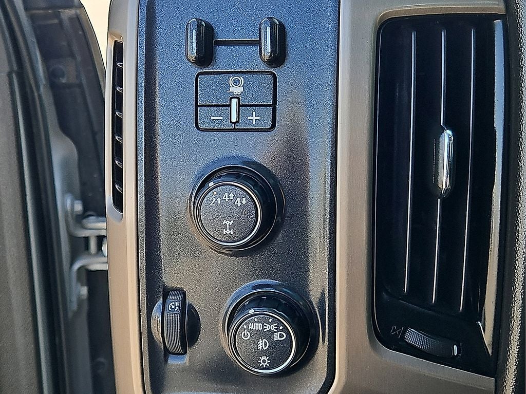 2018 GMC Sierra 3500HD Denali Diesel Crew Cab 4WD