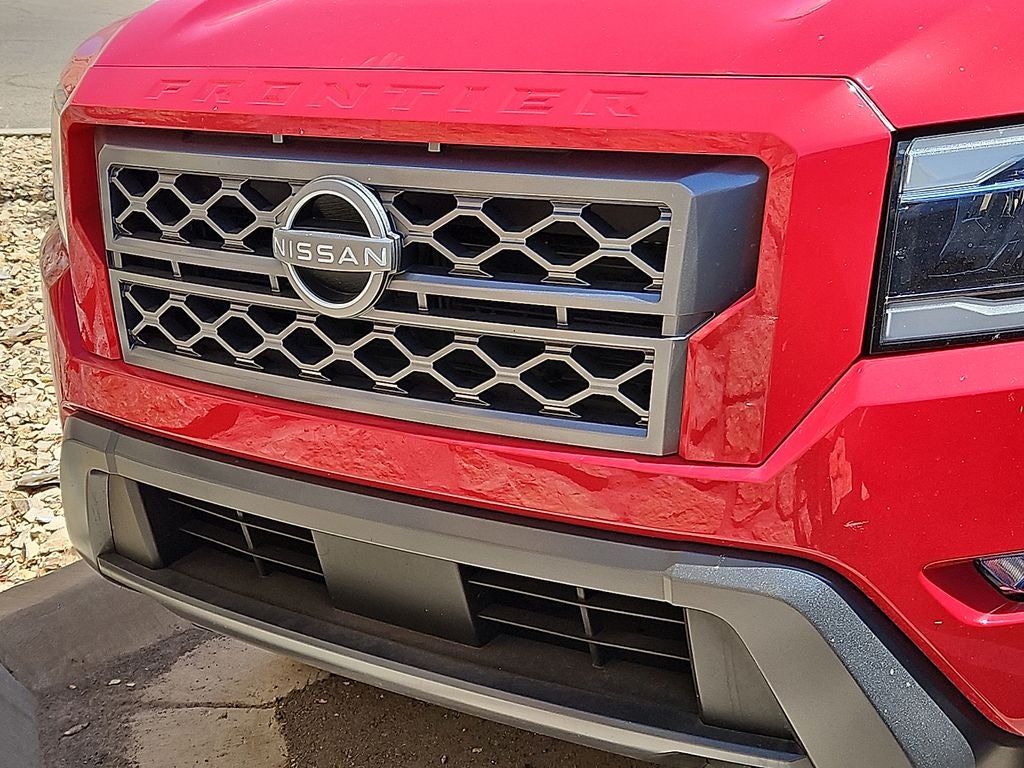 2024 Nissan Frontier SL Crew Cab 4WD Leather/Roof