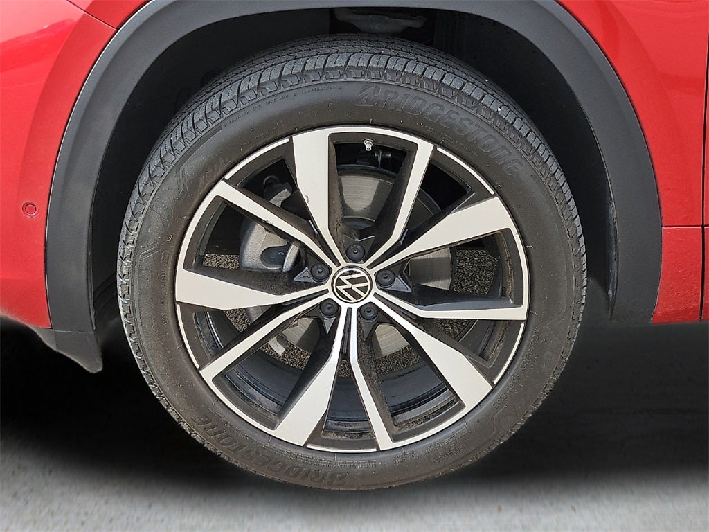 2024 Volkswagen Atlas Cross Sport 2.0T SEL Premium R-Line