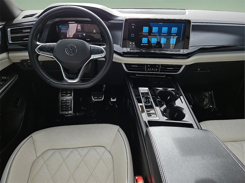 2024 Volkswagen Atlas Cross Sport 2.0T SEL Premium R-Line