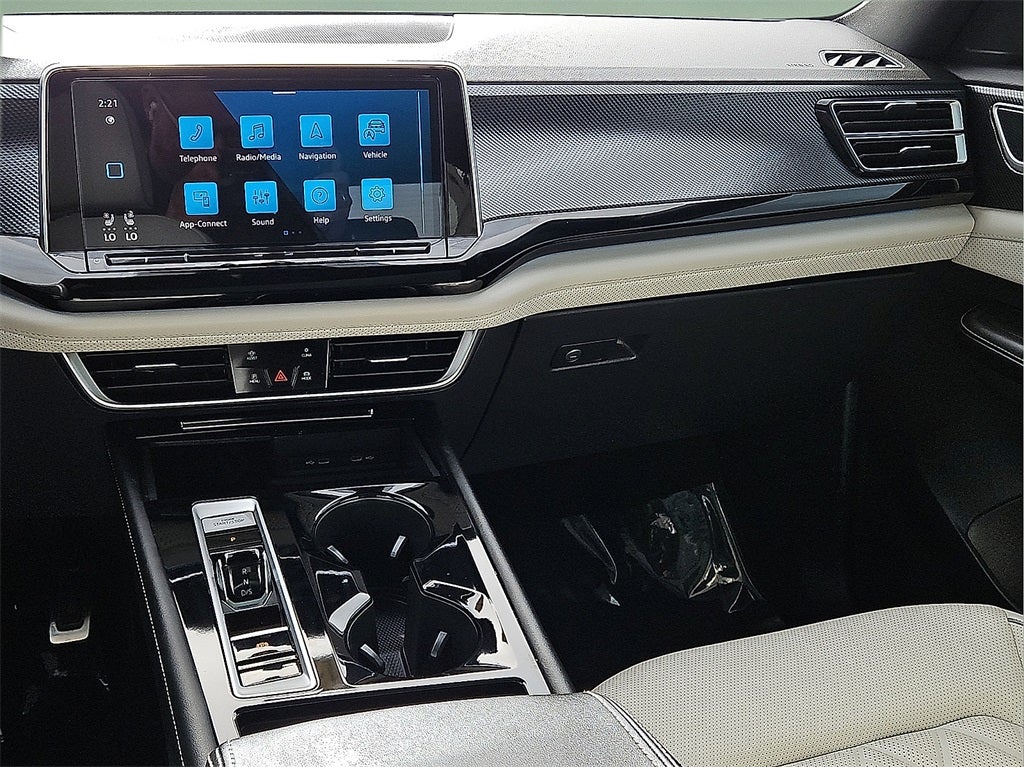 2024 Volkswagen Atlas Cross Sport 2.0T SEL Premium R-Line