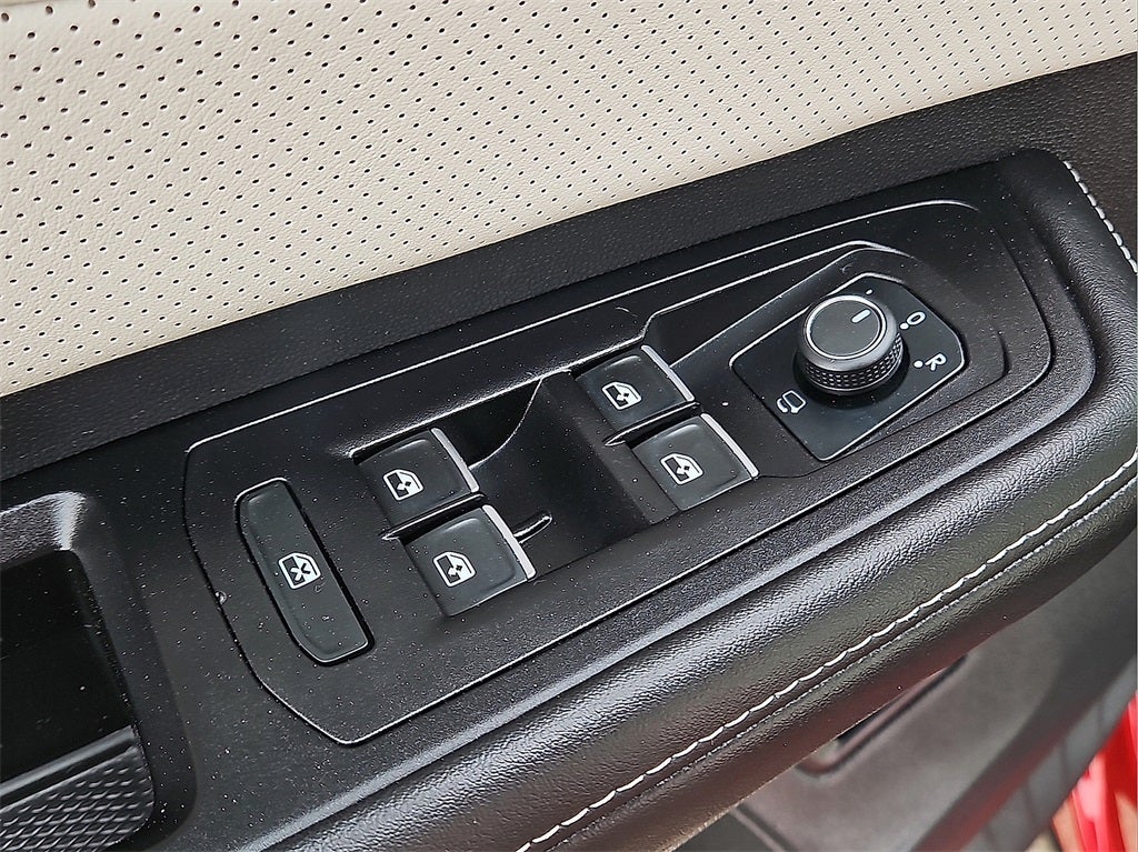 2024 Volkswagen Atlas Cross Sport 2.0T SEL Premium R-Line