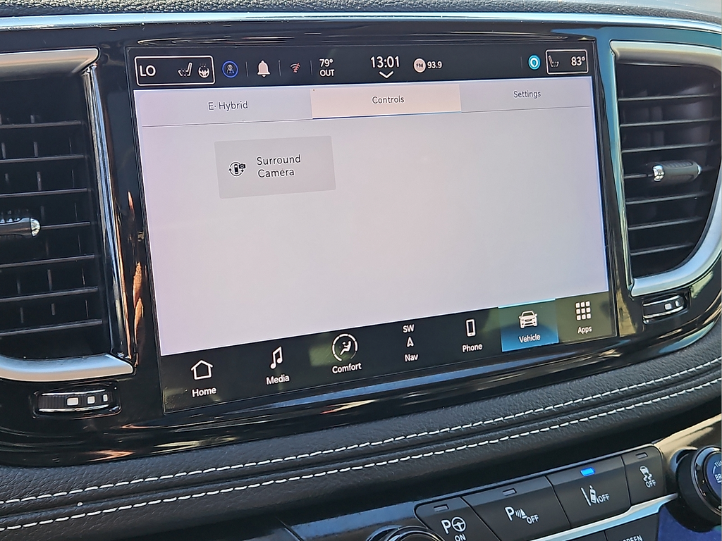 2022 Chrysler Pacifica Hybrid Limited w/ Low Miles!
