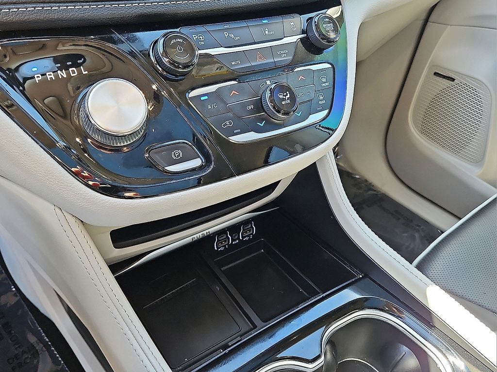 2022 Chrysler Pacifica Hybrid Limited