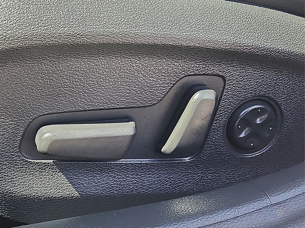 2018 Hyundai Sonata Limited Loaded w/ Tech, Leather