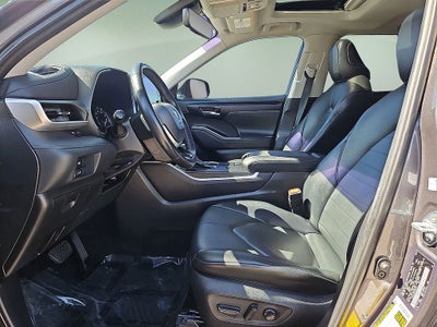 2021 Toyota Highlander XLE