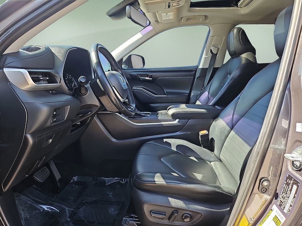 2021 Toyota Highlander XLE