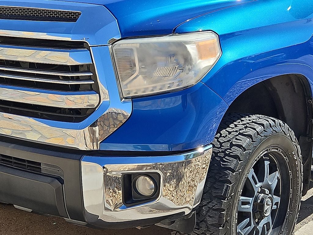 2017 Toyota Tundra SR5 5.7L V8 5.7L V8