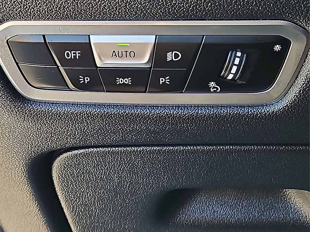 2022 BMW X5 xDrive40i AWD