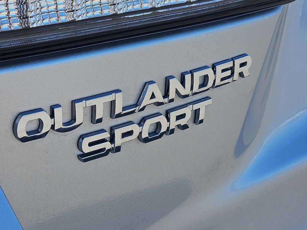 2025 Mitsubishi Outlander Sport 2.0 LE