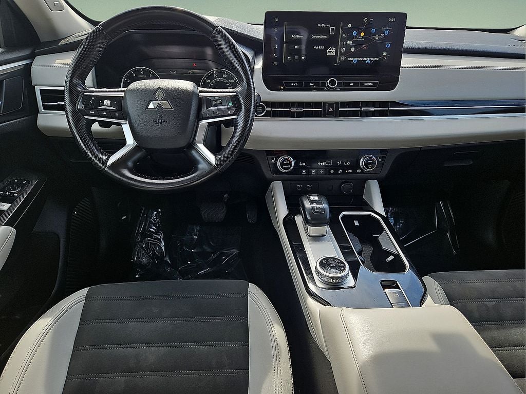 2025 Mitsubishi Outlander SE 4WD