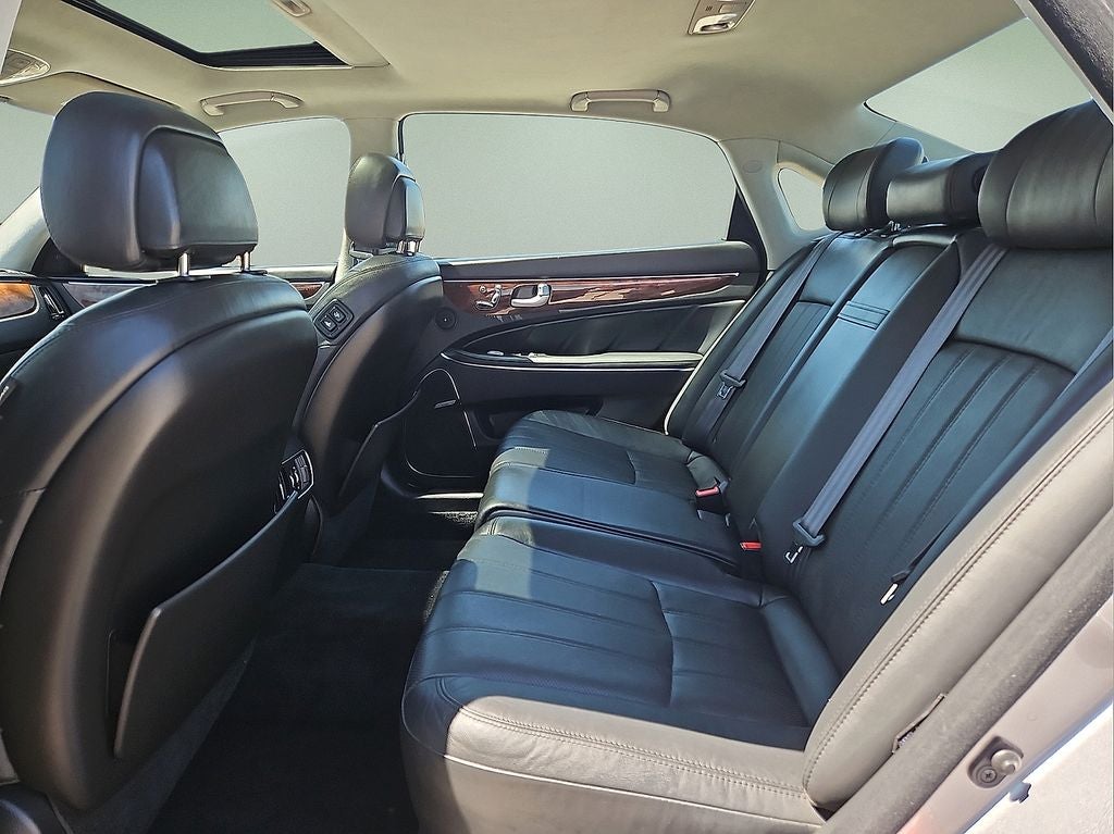 2013 Hyundai Equus Signature