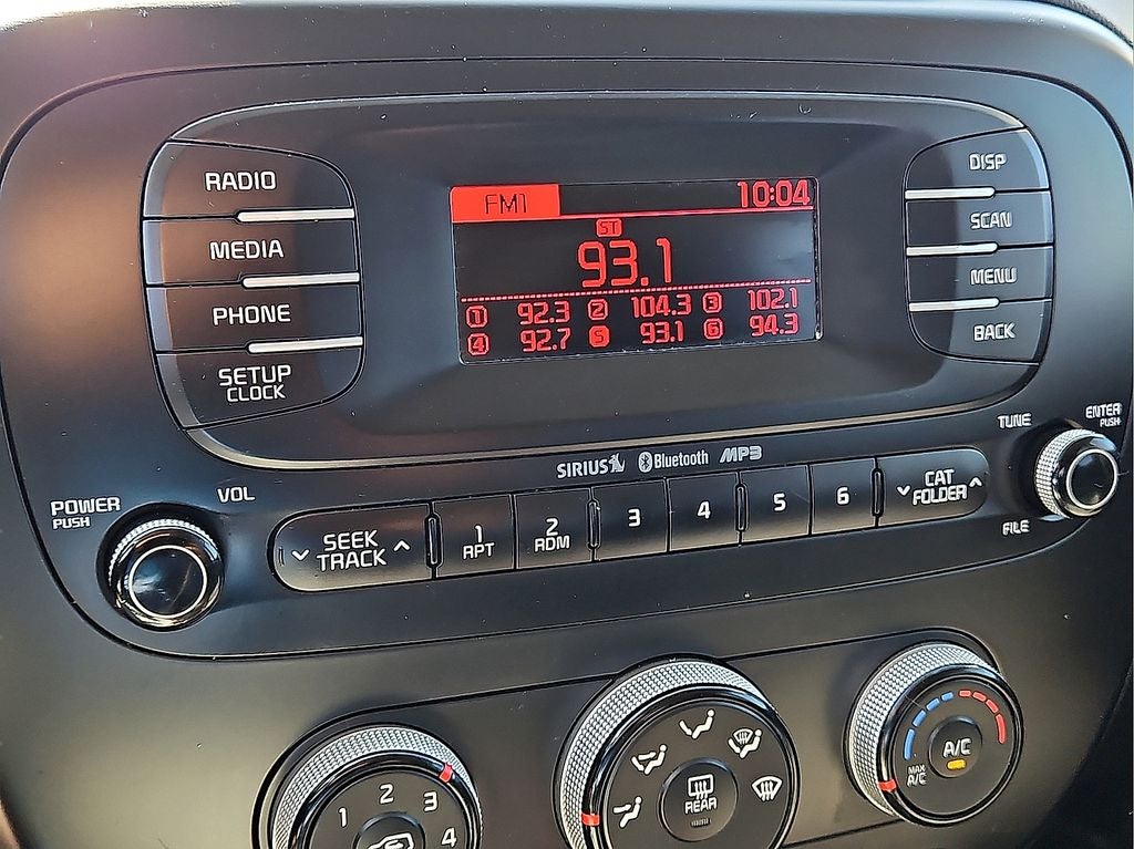 2016 Kia Soul Base