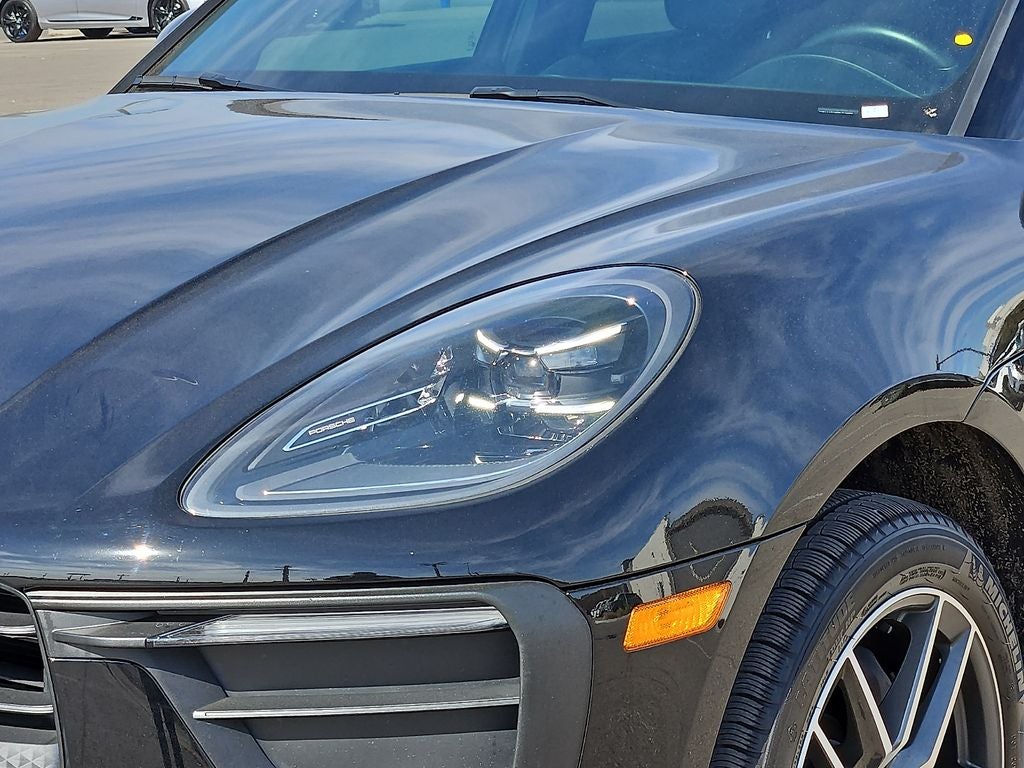 2024 Porsche Macan Base