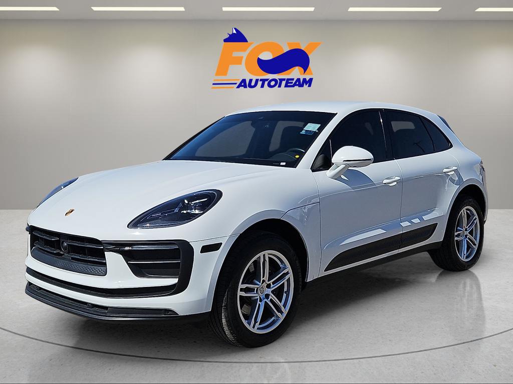 2023 Porsche Macan AWD w/ 8,579 low miles