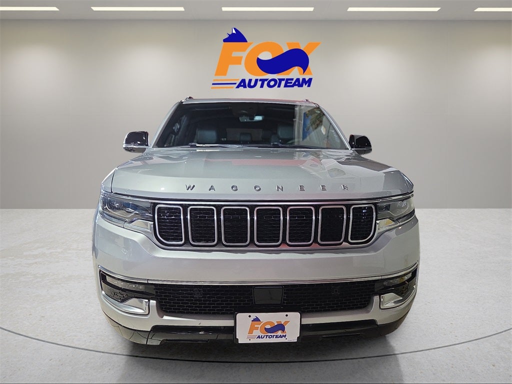 2023 Jeep Wagoneer Base