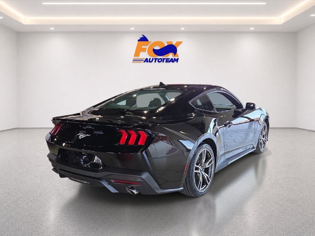 2025 Ford Mustang EcoBoost