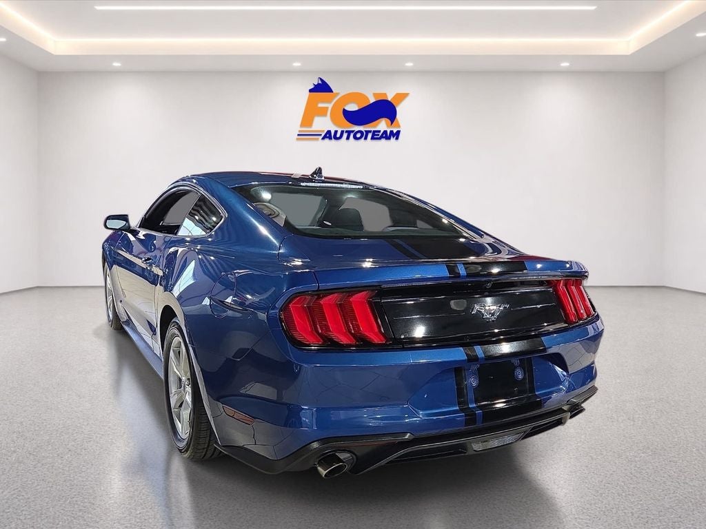 2022 Ford Mustang EcoBoost