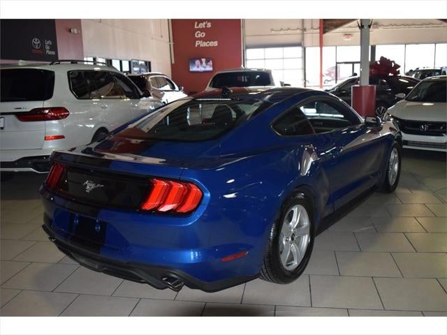 2022 Ford Mustang EcoBoost