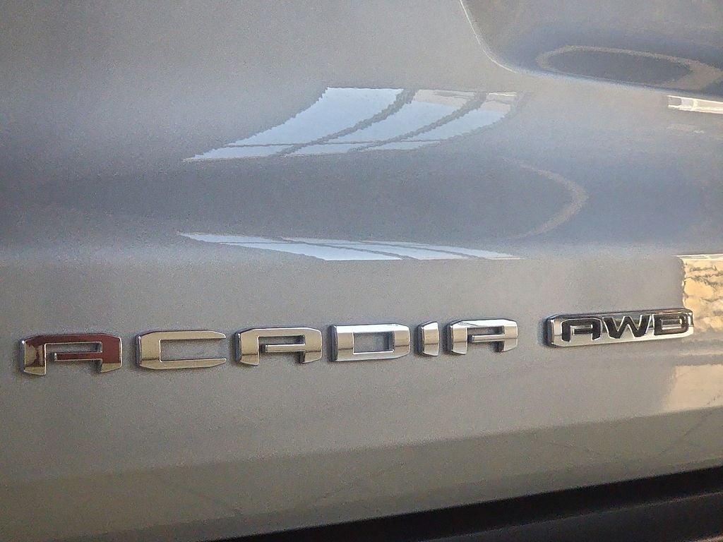 2024 GMC Acadia AT4