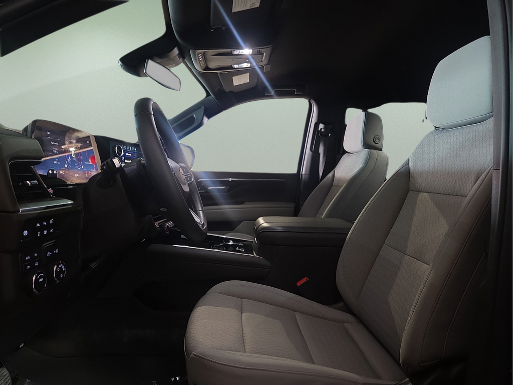 2025 Chevrolet Tahoe LS