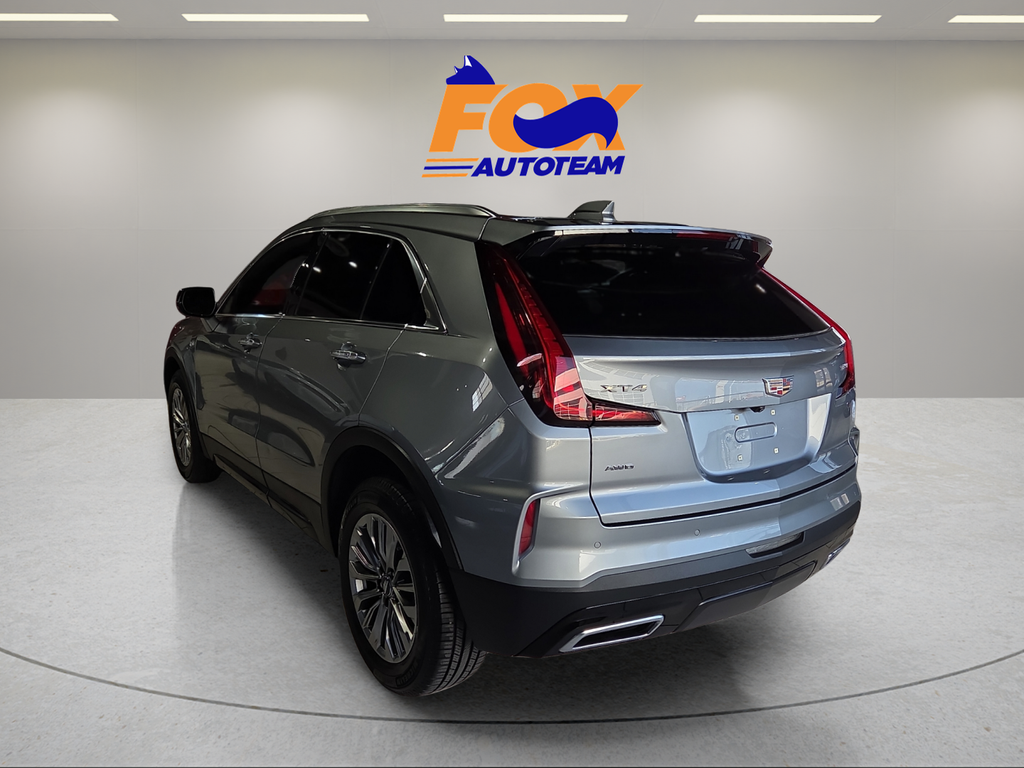2024 Cadillac XT4 Premium Luxury