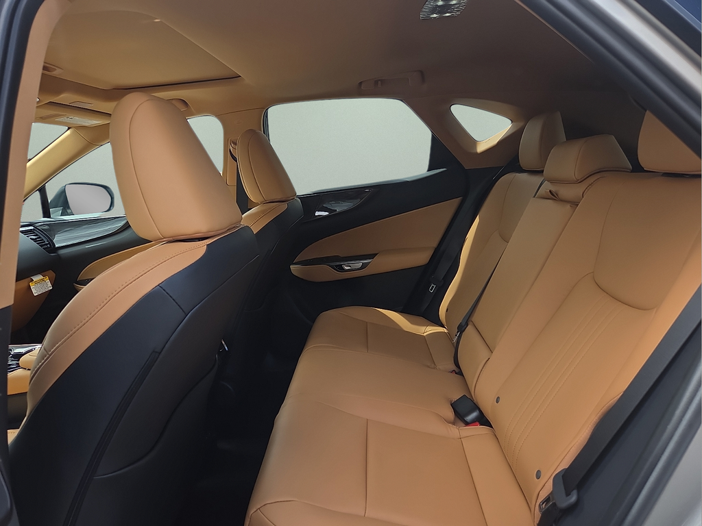 2026 Lexus NX 350h Premium