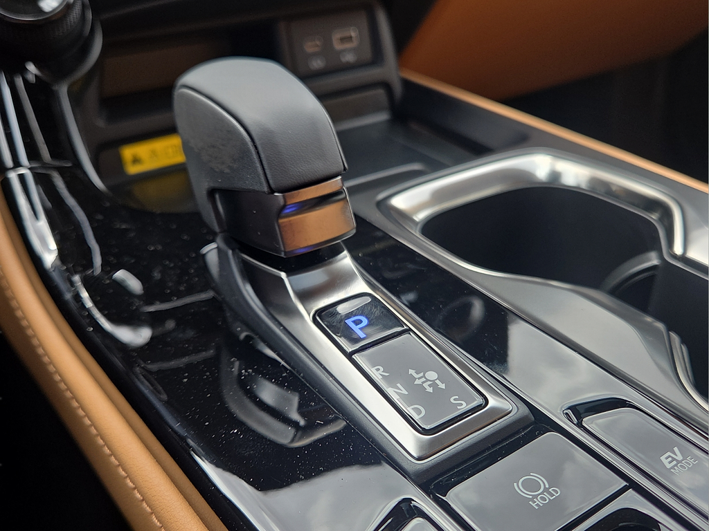 2026 Lexus NX 350h Premium