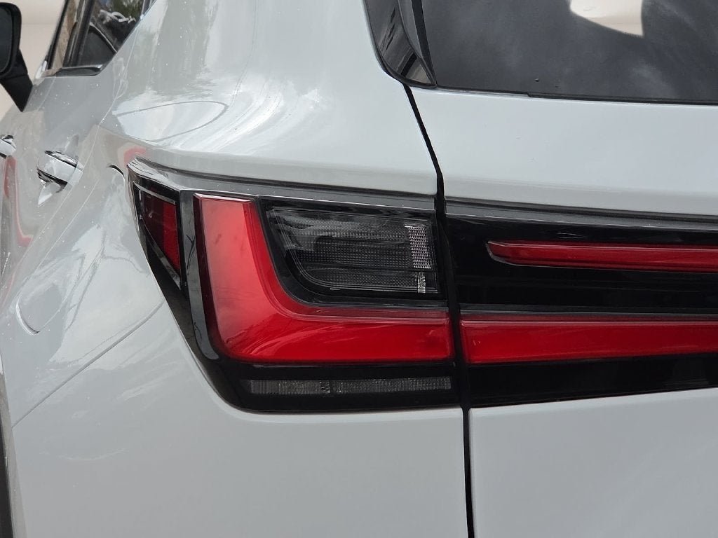 2026 Lexus NX 350h Luxury