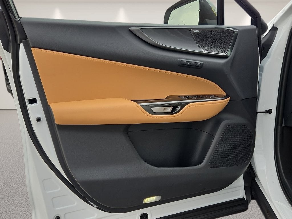 2026 Lexus NX 350h Luxury