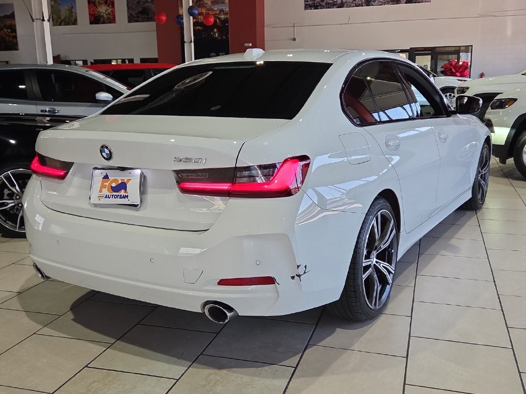 2023 BMW 3 Series 330i