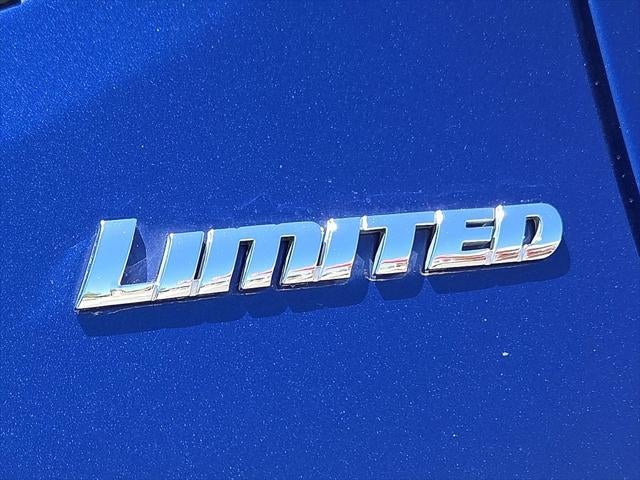 2023 Toyota Tacoma Limited V6