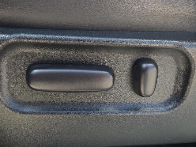 2023 Toyota Tacoma Limited V6