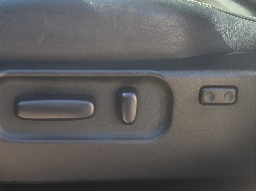 2023 Toyota Tacoma Limited V6